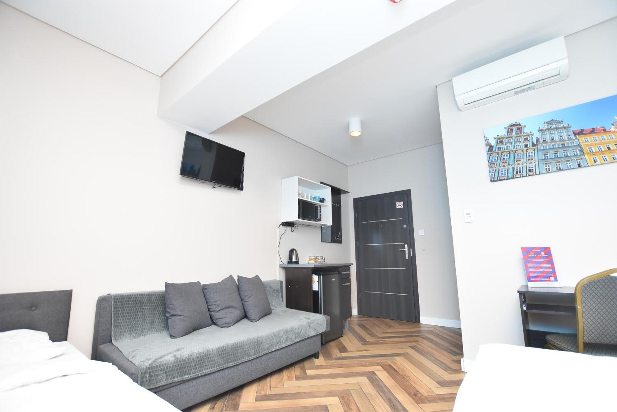 Dukes Apartments - Wita Stwosza Wrocław Extérieur photo