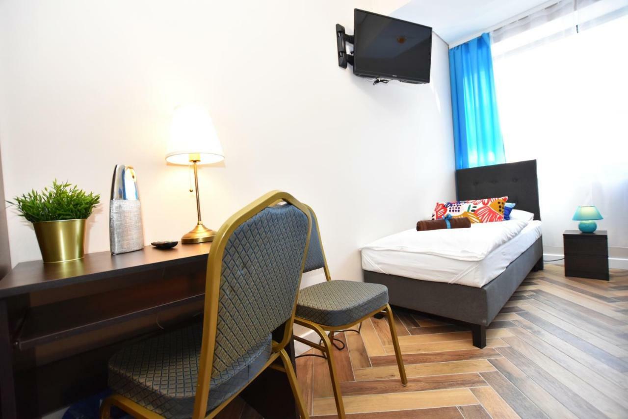 Dukes Apartments - Wita Stwosza Wrocław Extérieur photo